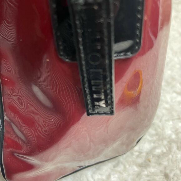 Hello kitty Sanrio Berry Patent quilted &face embroidery Satchel black straps - Picture 11 of 16